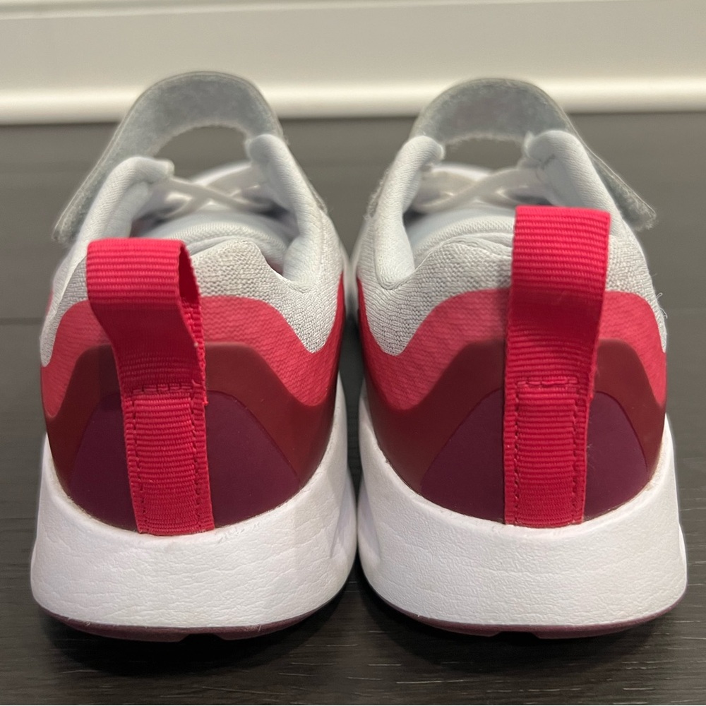 Nike WearAllDay Sneakers - 3Y - Picture 5 of 8